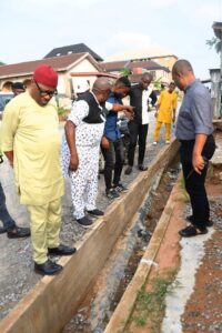 Engr. Otti and his team on inspection tour of the Pepples Road, Aba.
